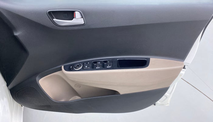 2018 Hyundai Grand i10 ASTA 1.2 VTVT, Petrol, Manual, 51,726 km, Driver Side Door Panels Control