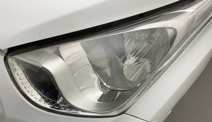 2014 Hyundai Eon ERA +, Petrol, Manual, 88,643 km, Left headlight - Minor scratches