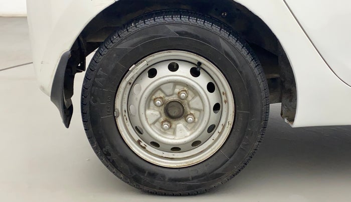 2014 Hyundai Eon ERA +, Petrol, Manual, 88,643 km, Right Rear Wheel