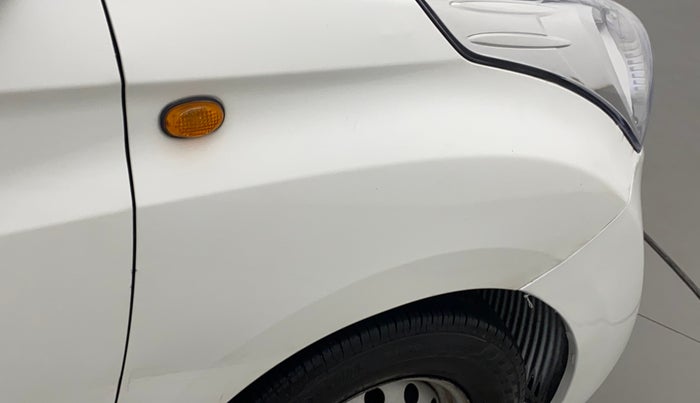 2014 Hyundai Eon ERA +, Petrol, Manual, 88,643 km, Right fender - Minor scratches