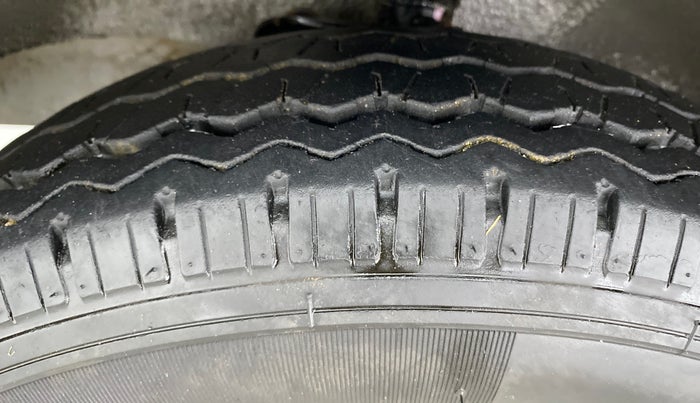 2019 Maruti Eeco 5 STR WITH AC PLUSHTR, Petrol, Manual, 5,457 km, Left Front Tyre Tread