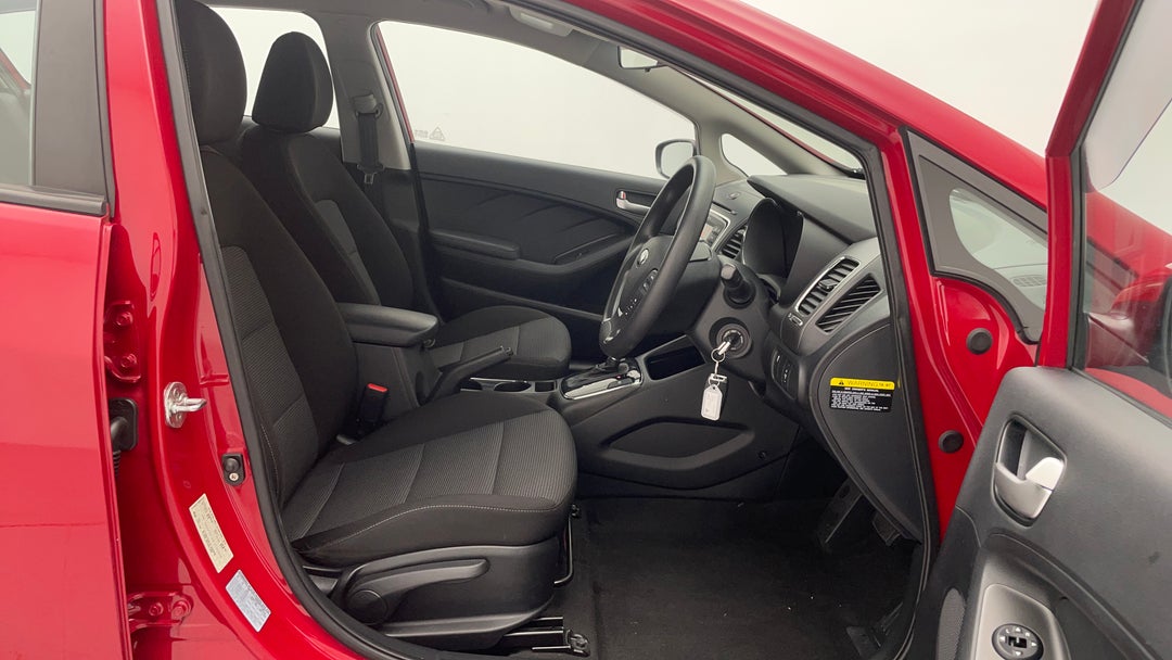 2018 Kia Cerato S, Automatic, 85813 km, Right Side Front Door Cabin View
