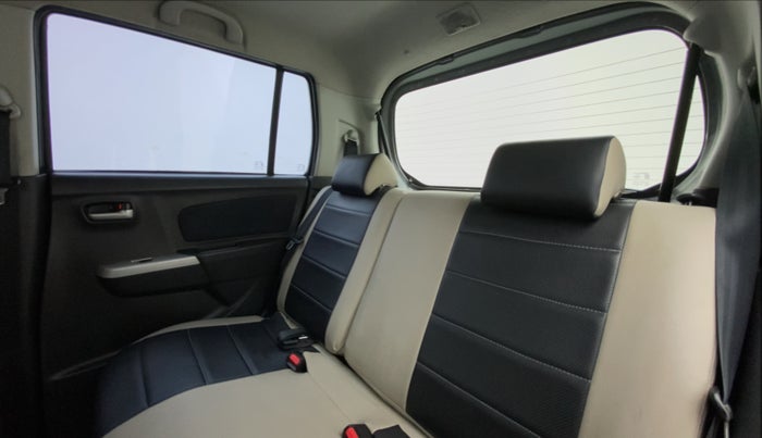 2012 Maruti Wagon R 1.0 VXI, Petrol, Manual, 32,013 km, Right Side Rear Door Cabin