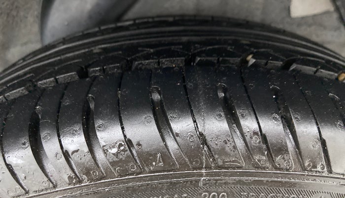 2014 Hyundai i20 ASTA 1.4 CRDI, Diesel, Manual, 89,094 km, Left Rear Tyre Tread
