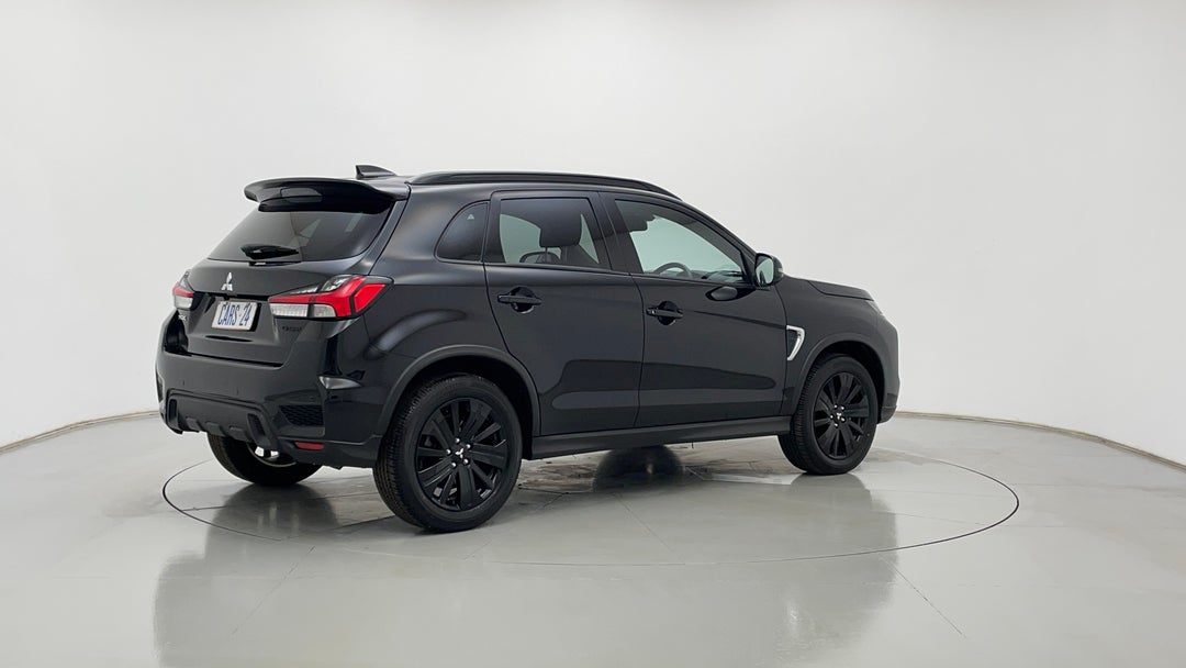 Right Back Diagonal (45- Degree) View