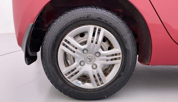 2015 Hyundai Eon ERA PLUS, Petrol, Manual, 77,021 km, Right Rear Wheel