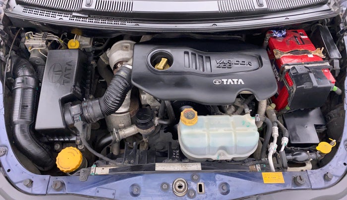 2017 Tata Hexa Varicor 400 XT, Diesel, Manual, 95,951 km, Open Bonet