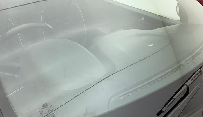2014 Hyundai Xcent SX 1.2 (O), Petrol, Manual, 49,001 km, Front windshield - Minor spot on windshield