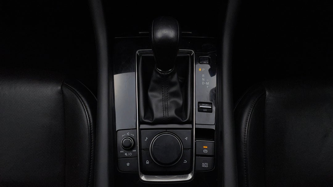 2020 Mazda 3 X20 Astina M Hybrid, Automatic, 47166 km, Gear Lever 