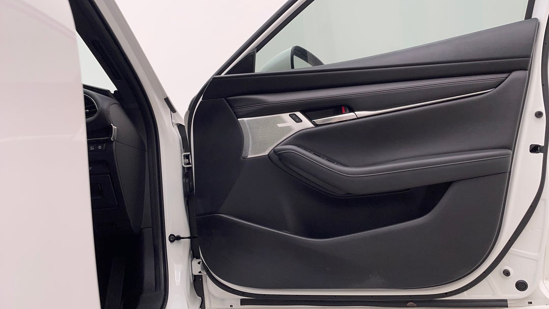 2020 Mazda 3 X20 Astina M Hybrid, Automatic, 47166 km, Speaker View