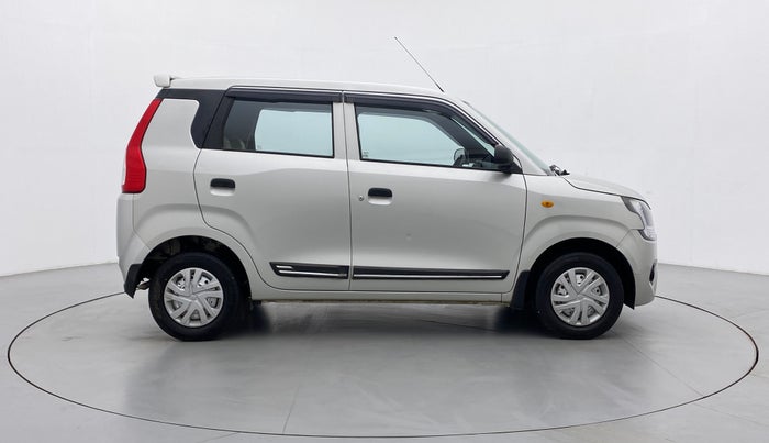 2021 Maruti New Wagon-R 1.0 Lxi (o) cng, CNG, Manual, 40,209 km, Right Side View
