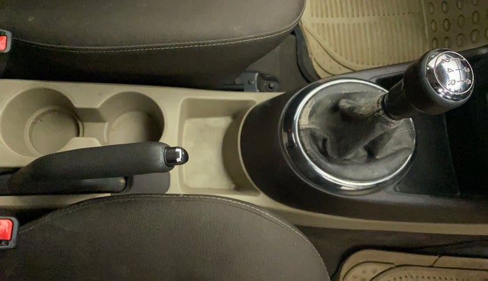 2011 Hyundai i20 SPORTZ (O) 1.2, Petrol, Manual, 23,146 km, Gear Lever