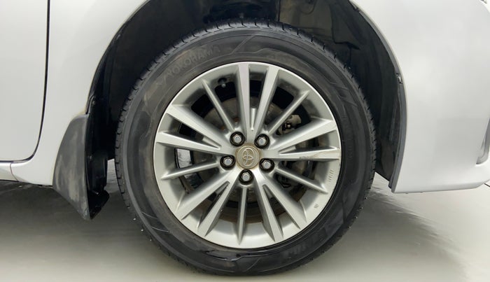 2014 Toyota Corolla Altis VL AT, Petrol, Automatic, 22,201 km, Right Front Wheel