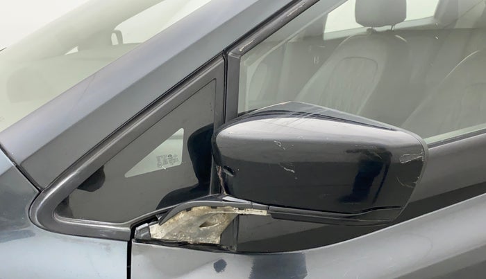 2021 Tata ALTROZ XE PETROL, Petrol, Manual, 20,955 km, Left rear-view mirror - Cover has minor damage