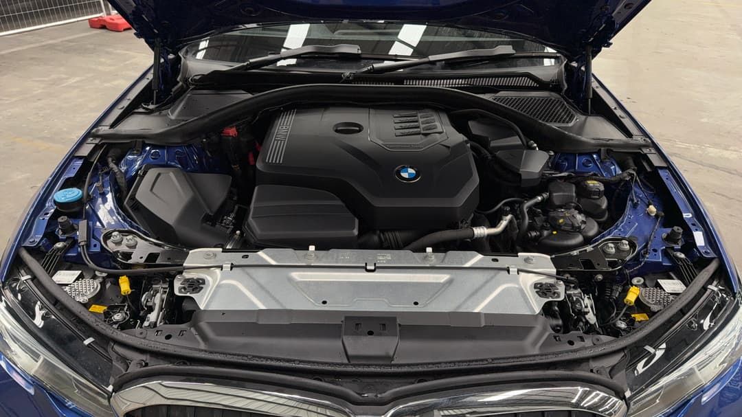2021 BMW 3 30i M Sport, Automatic, 65306 km, Open Bonnet (Engine)