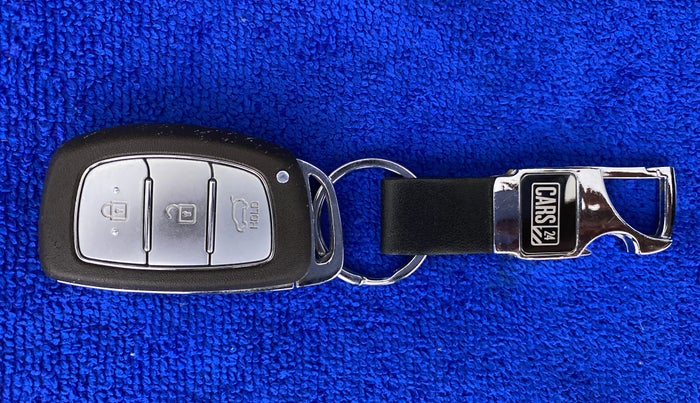 2018 Hyundai Elite i20 ASTA 1.2 (O), Petrol, Manual, 24,193 km, Key Close Up