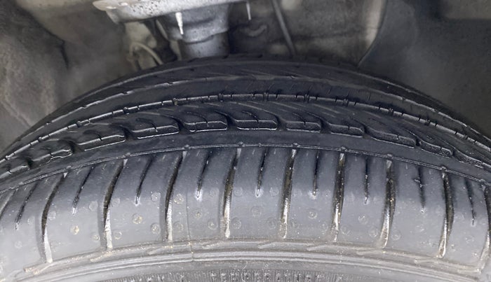 2018 Hyundai Elite i20 ASTA 1.2 (O), Petrol, Manual, 24,193 km, Right Front Tyre Tread
