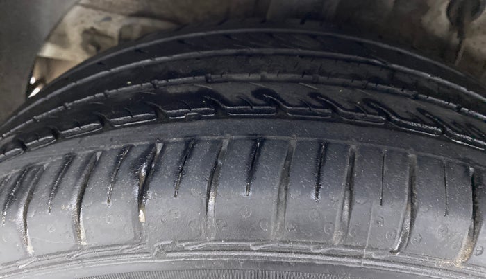 2018 Hyundai Elite i20 ASTA 1.2 (O), Petrol, Manual, 24,193 km, Right Rear Tyre Tread