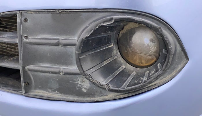 2012 Maruti Wagon R 1.0 VXI, Petrol, Manual, 30,121 km, Left fog light - Minor damage