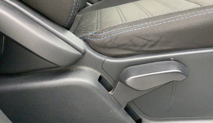 2019 Ford Ecosport 1.5 TITANIUM SIGNATURE TI VCT (SUNROOF), Petrol, Manual, 40,866 km, Driver Side Adjustment Panel