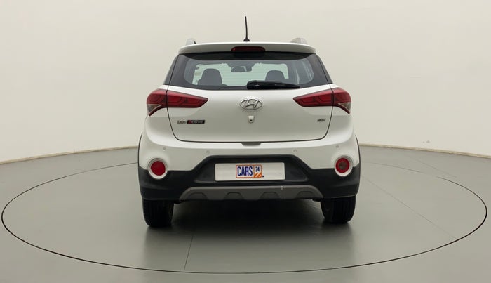 2015 Hyundai i20 Active 1.2 SX, Petrol, Manual, 62,086 km, Back/Rear