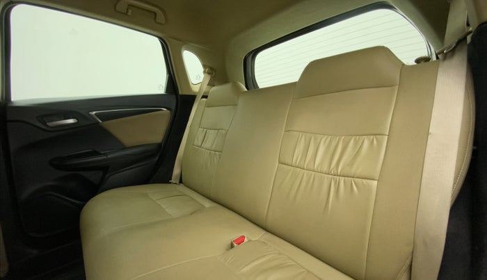 2015 Honda Jazz 1.2 V MT, Petrol, Manual, 68,736 km, Right Side Rear Door Cabin