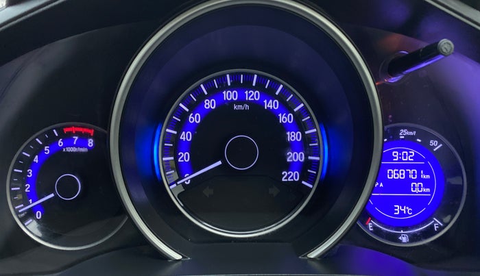 2015 Honda Jazz 1.2 V MT, Petrol, Manual, 68,736 km, Odometer Image