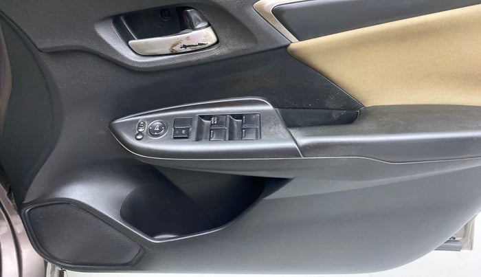2015 Honda Jazz 1.2 V MT, Petrol, Manual, 68,736 km, Driver Side Door Panels Control
