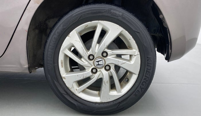 2015 Honda Jazz 1.2 V MT, Petrol, Manual, 68,736 km, Left Rear Wheel