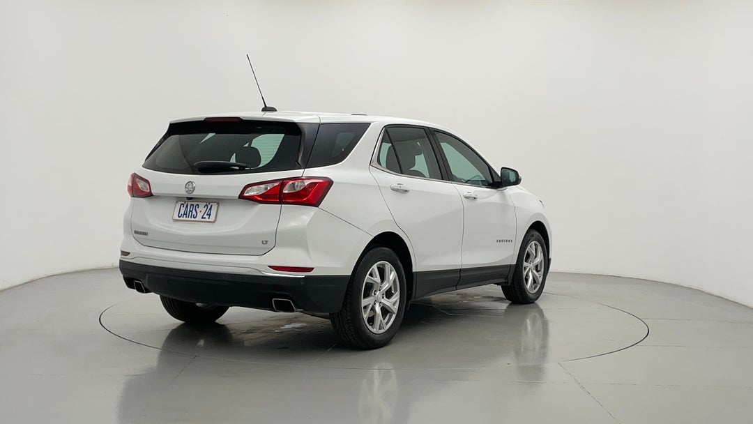 Right Back Diagonal (45- Degree) View