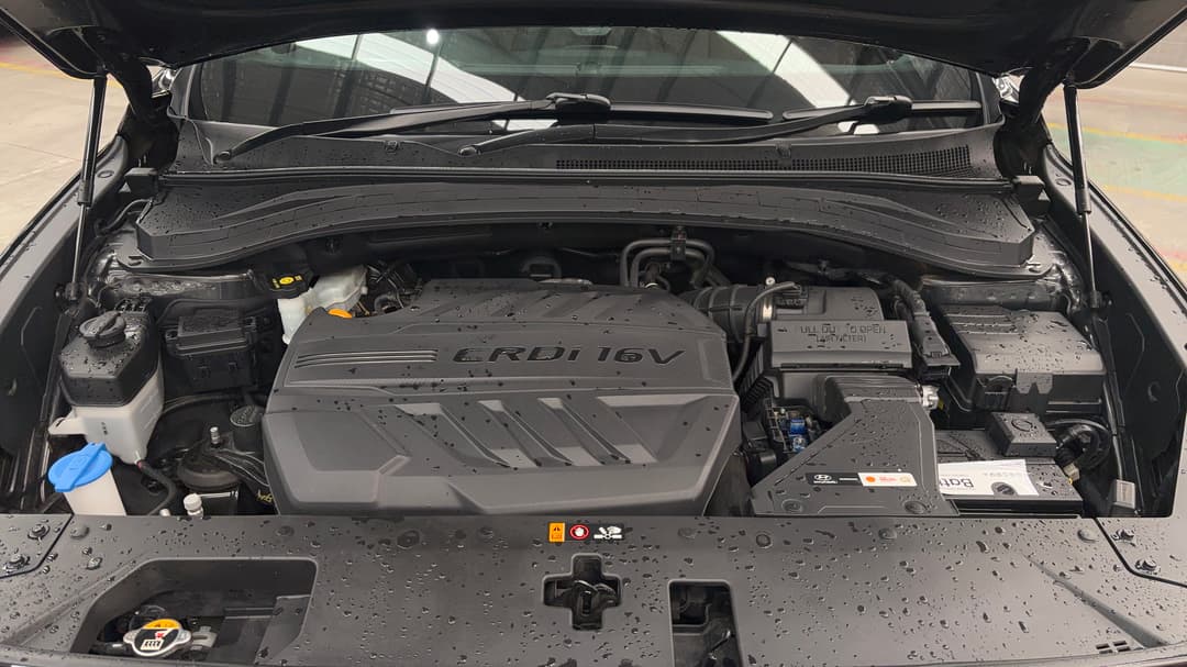 2018 Hyundai Santa Fe Highlander Crdi Dark Burg AWD, Automatic, 143188 km, Open Bonnet (Engine)