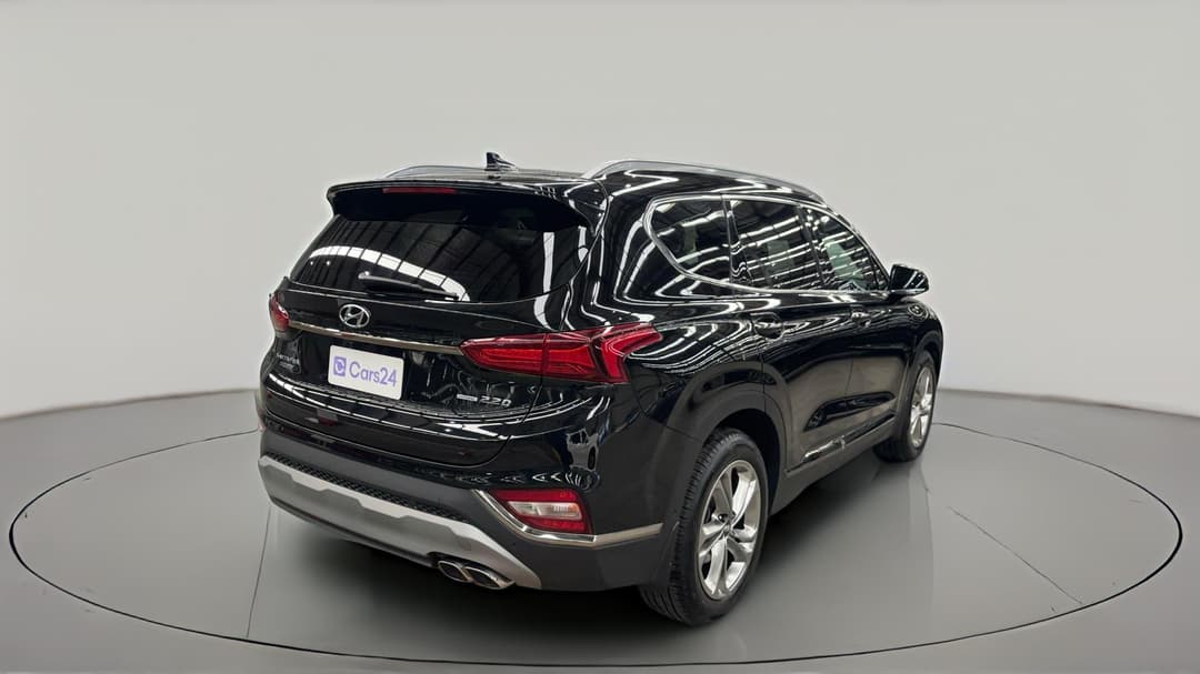 2018 Hyundai Santa Fe Highlander Crdi Dark Burg AWD, Automatic, 143188 km, Right Back Diagonal (45- Degree) View