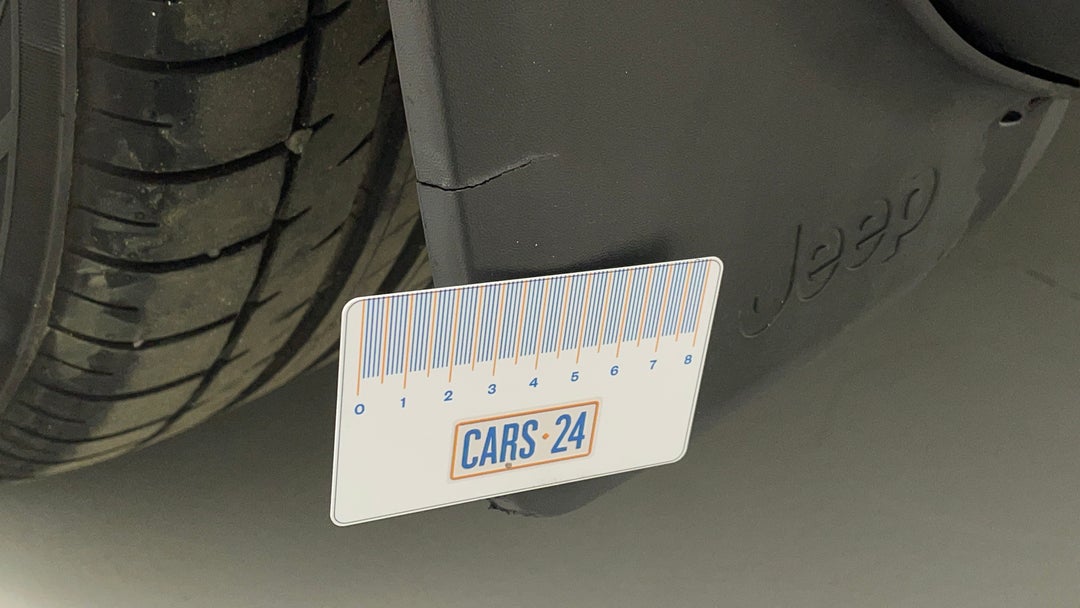 2015 Jeep Cherokee Limited (4x4), Automatic, 84331 km, Quarter Panel Rear LHS Scratch