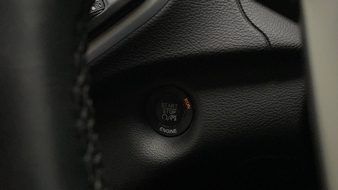 2015 Jeep Cherokee Limited (4x4), Automatic, 84331 km, Keyless / Button Start