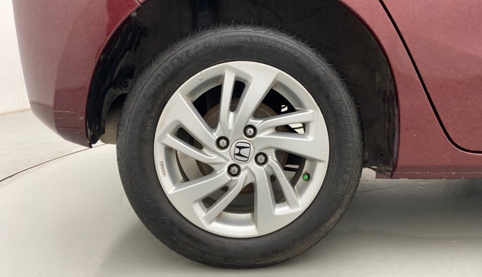2015 Honda Jazz 1.2L I-VTEC V AT, Petrol, Automatic, 51,895 km, Right Rear Wheel