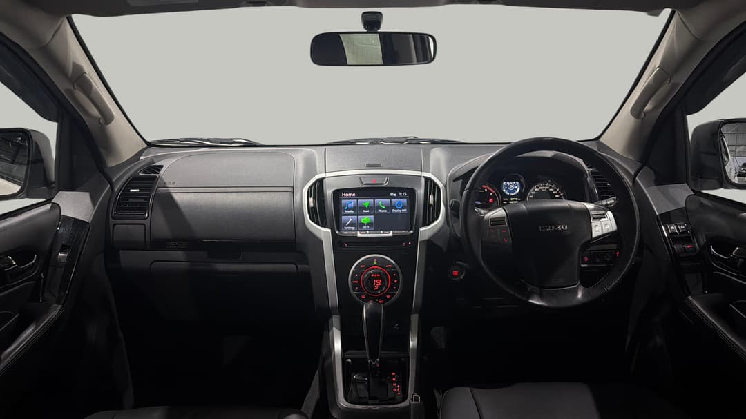 2020 Isuzu MU-X Ls-t (4x2), Automatic, 92789 km, Dashboard View