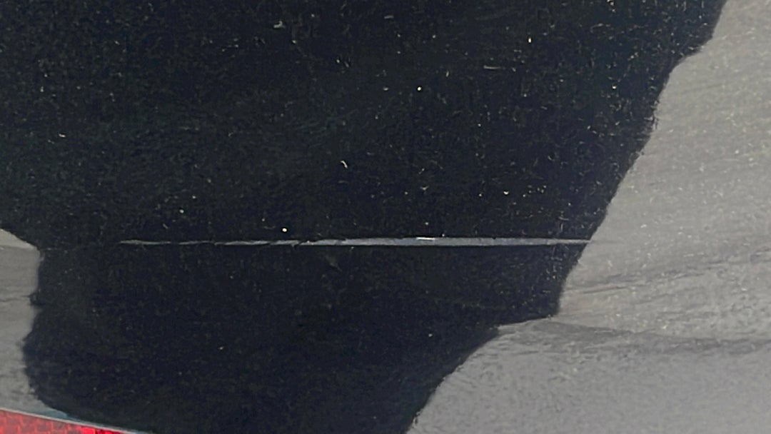 2015 Volvo V40 D4 Luxury, Automatic, 39486 km, Bumper Rear Scratch