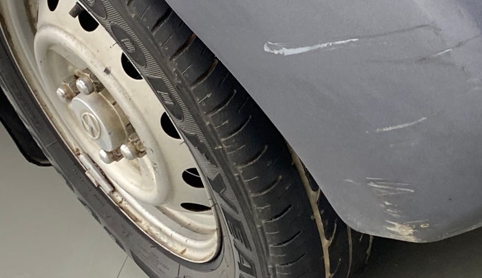 2012 Hyundai Eon ERA, Petrol, Manual, 63,137 km, Front bumper - Minor scratches