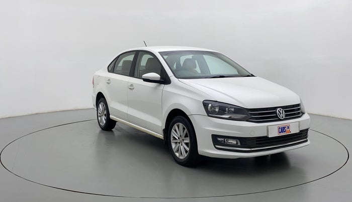 2015 Volkswagen Vento HIGHLINE TDI AT, Diesel, Automatic, 53,921 km, Right Front Diagonal