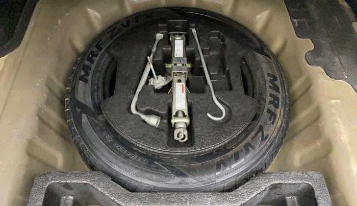 2015 Maruti Ciaz ZXI, Petrol, Manual, 86,689 km, Spare Tyre