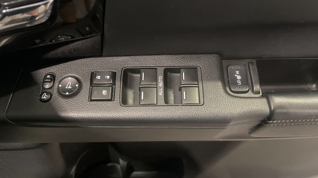 2019 Honda Odyssey Vti-l, Automatic, 68437 km, Drivers Side Door Panel Controls