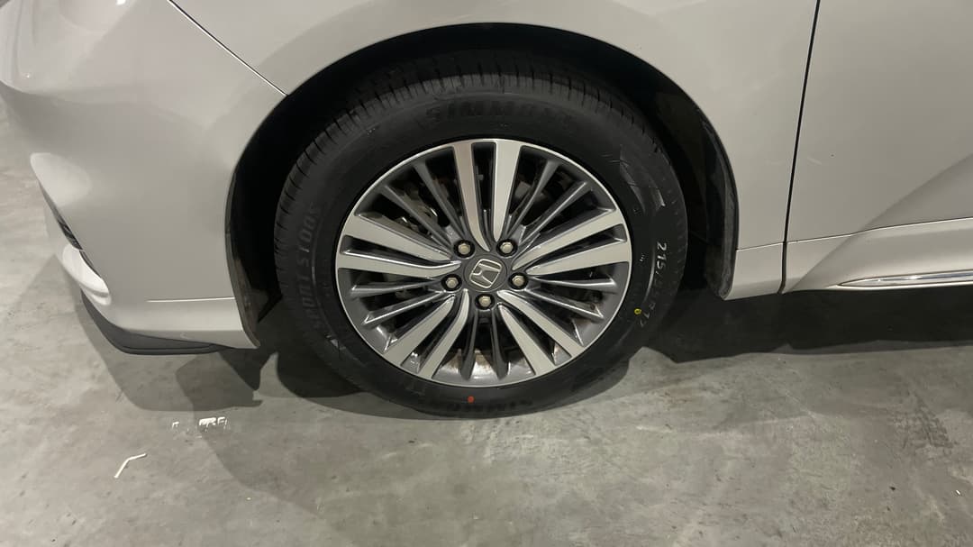 2019 Honda Odyssey Vti-l, Automatic, 68437 km, Left Front Wheel