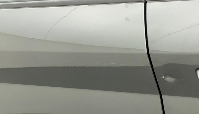 2019 Hyundai VENUE SX PLUS 1.0 TURBO DCT, Petrol, Automatic, 30,547 km, Right rear door - Minor scratches