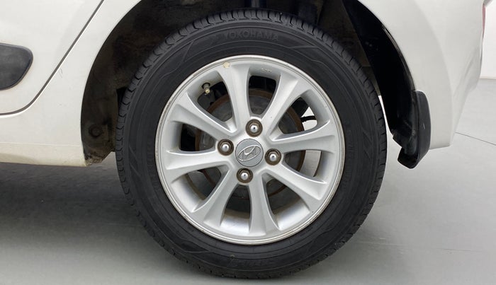 2014 Hyundai Grand i10 ASTA 1.2 AT VTVT, Petrol, Automatic, 60,879 km, Left Rear Wheel