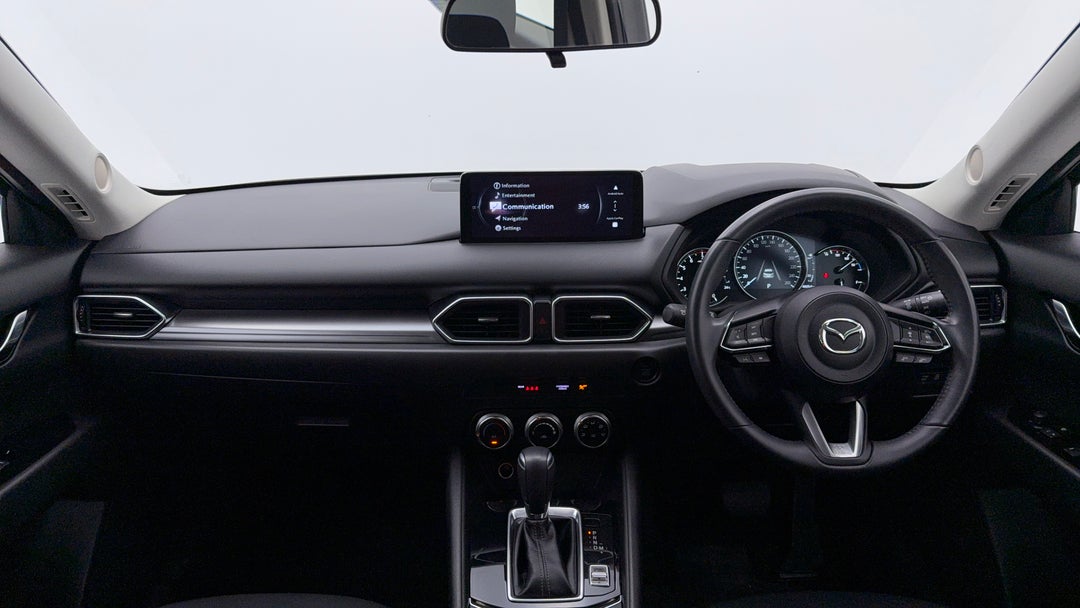 2022 Mazda CX-5 Maxx (FWD), Automatic, 46054 km, Dashboard View