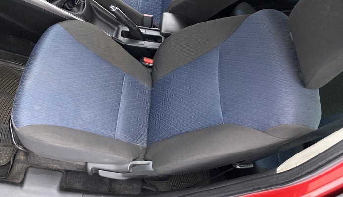 2019 Maruti Baleno ALPHA PETROL 1.2, Petrol, Manual, 38,653 km, Front left seat (passenger seat) - Cover slightly stained