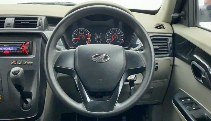 2016 Mahindra Kuv100 K4+ 6 STR, Petrol, Manual, 26,143 km, Steering Wheel Close Up