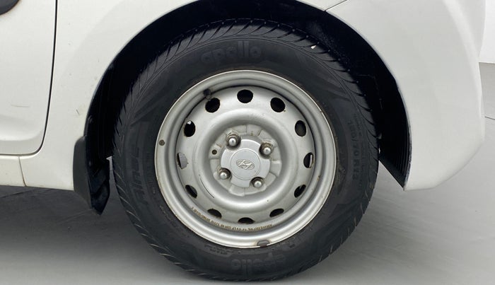 2018 Hyundai Eon ERA PLUS, Petrol, Manual, 19,450 km, Right Front Wheel
