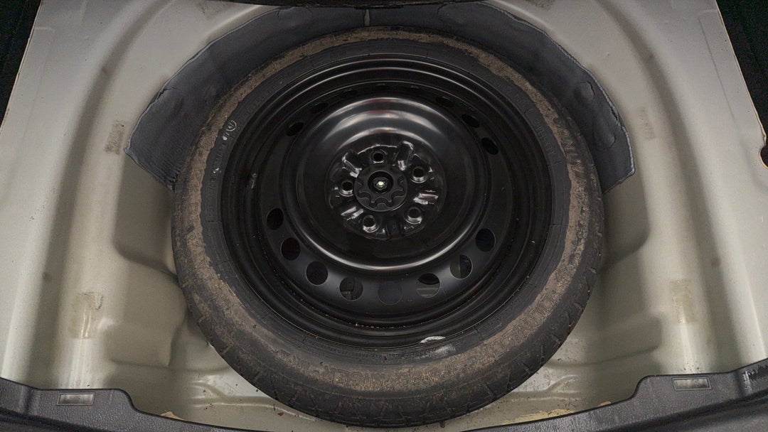 2020 Toyota Camry Ascent Hybrid, Automatic, 96411 km, Spare Wheel