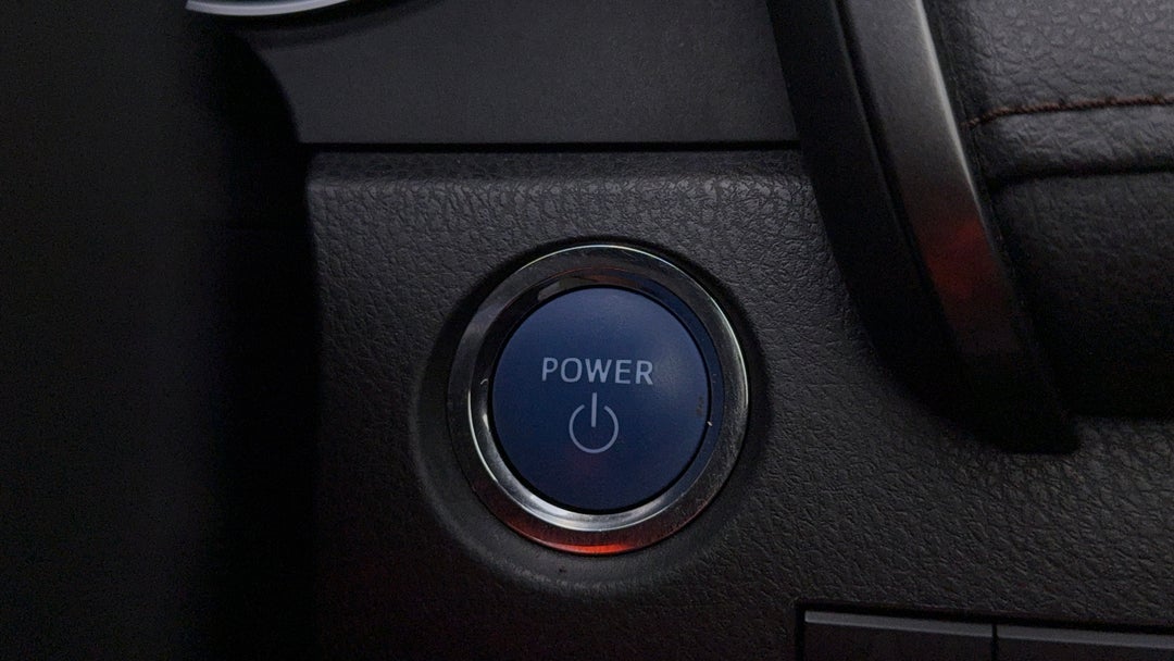 2020 Toyota Camry Ascent Hybrid, Automatic, 96411 km, Keyless / Button Start